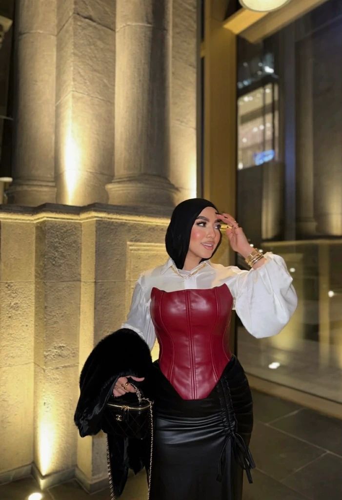 BURGUNDY LEATHER (S)